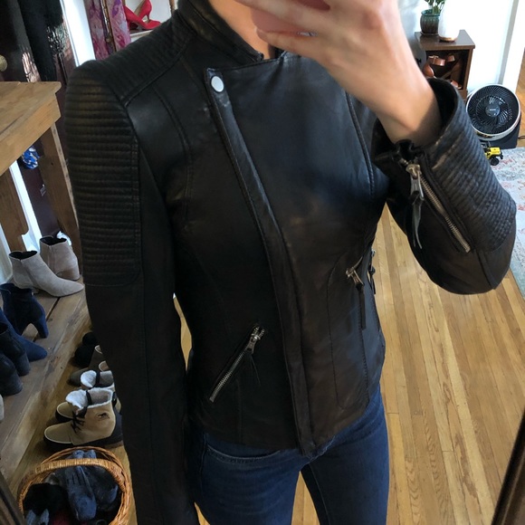 Small black leather jacket - Picture 2 of 4